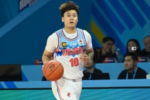 赵睿：最煎熬的是新疆2年 受伤让我打打停停 自己一度陷入过怀疑